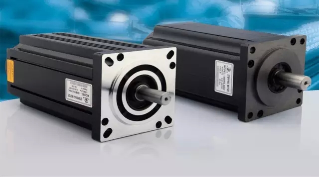 伺服電機(jī)高速旋轉(zhuǎn)時出現(xiàn)電機(jī)偏差計數(shù)器溢出錯誤如何處理?