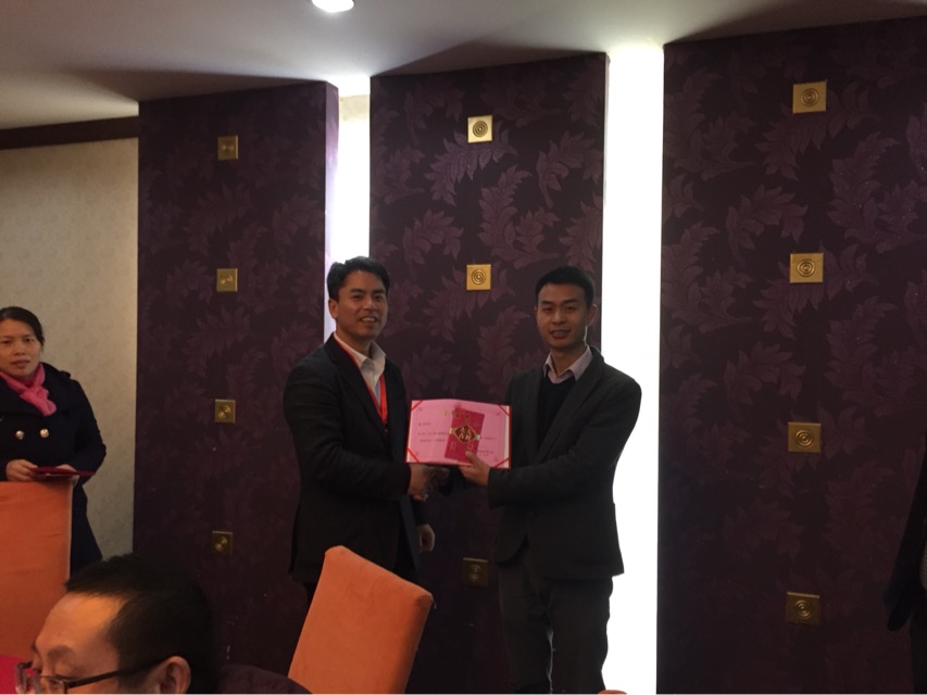 2015年度博揚智能裝備優秀員工頒獎合影 2015年度博揚智能裝備優秀員工頒獎合影