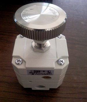 氮?dú)鉁p壓閥 氮?dú)鉁p壓閥